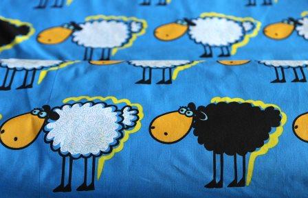 uubo posteljnina funny sheep
